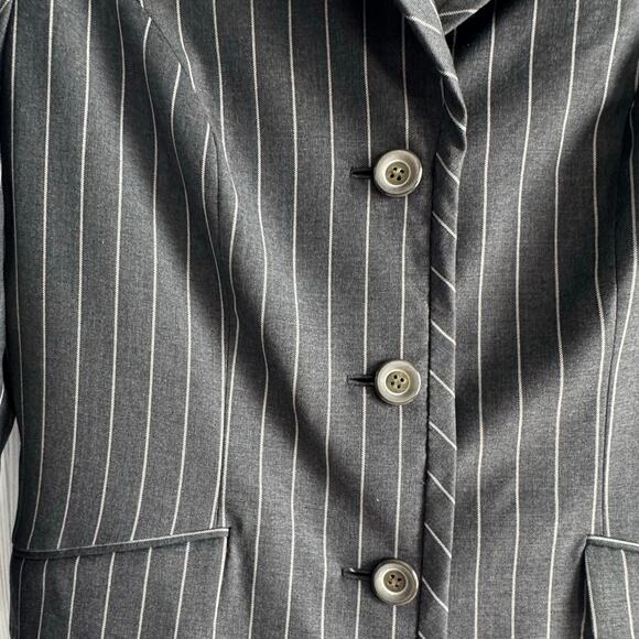 DARA LAMB Haute De Gamme Women's Pinstripe Gray Blazer Jacket Size Medium - Picture 2 of 11